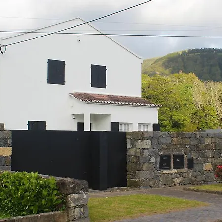 Holiday home Casa Das Camelias *