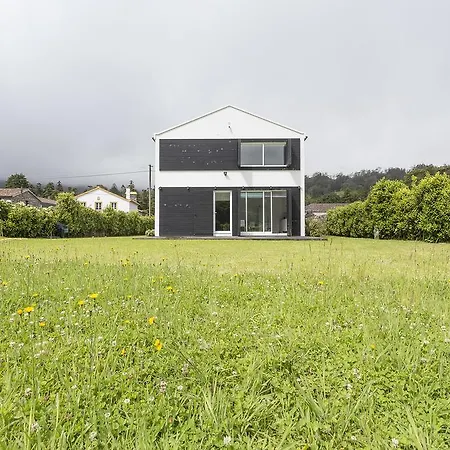 Nyaraló Casa Camelias - Family By The Lagoon *