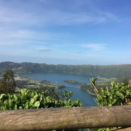 Casa Camelias - Family By The Lagoon