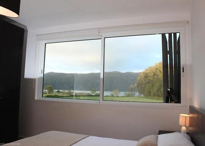 Casa Camelias - Family By The Lagoon